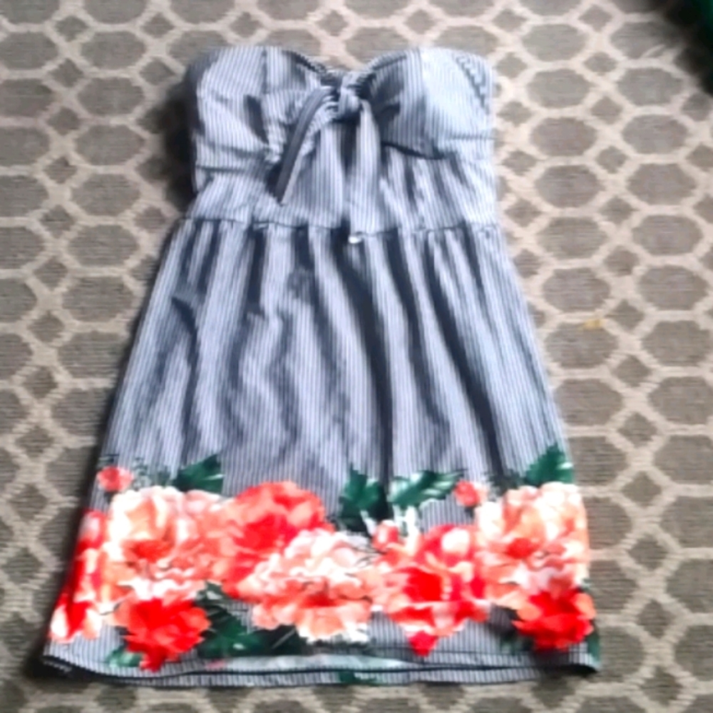 brand newStrapless shirt